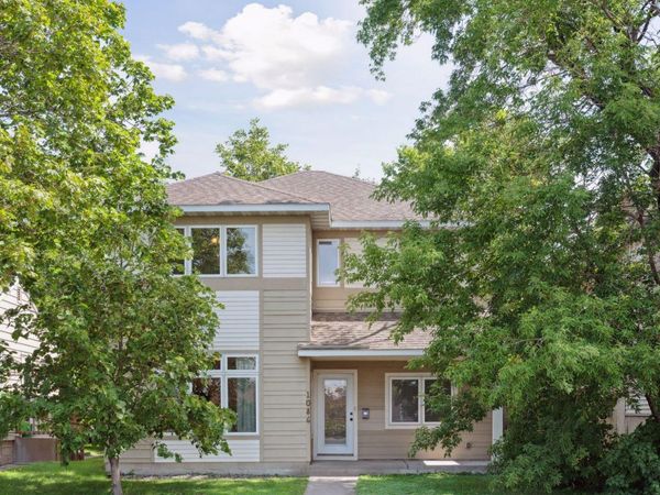 1086 11th Avenue SE, Minneapolis, MN 55414