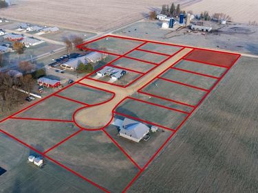 406 3rd Street NW, Adams, MN 55909