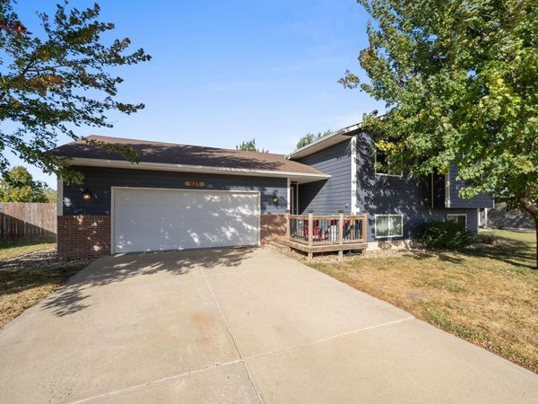 625 E Jesse Court, Tea, SD 57064