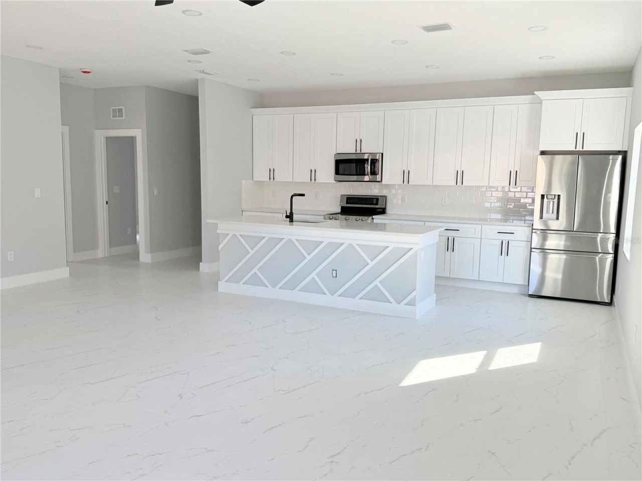 3012 19th Avenue S, Saint Petersburg, FL 33712 Photo