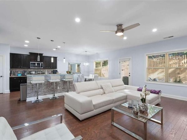 2040 HARVEST RIDGE Circle, Buford, GA 30519