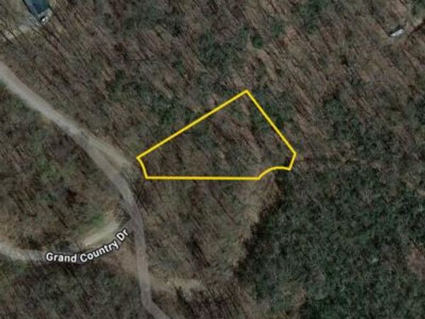 00 Grand Country Drive, Cosby, TN 37722