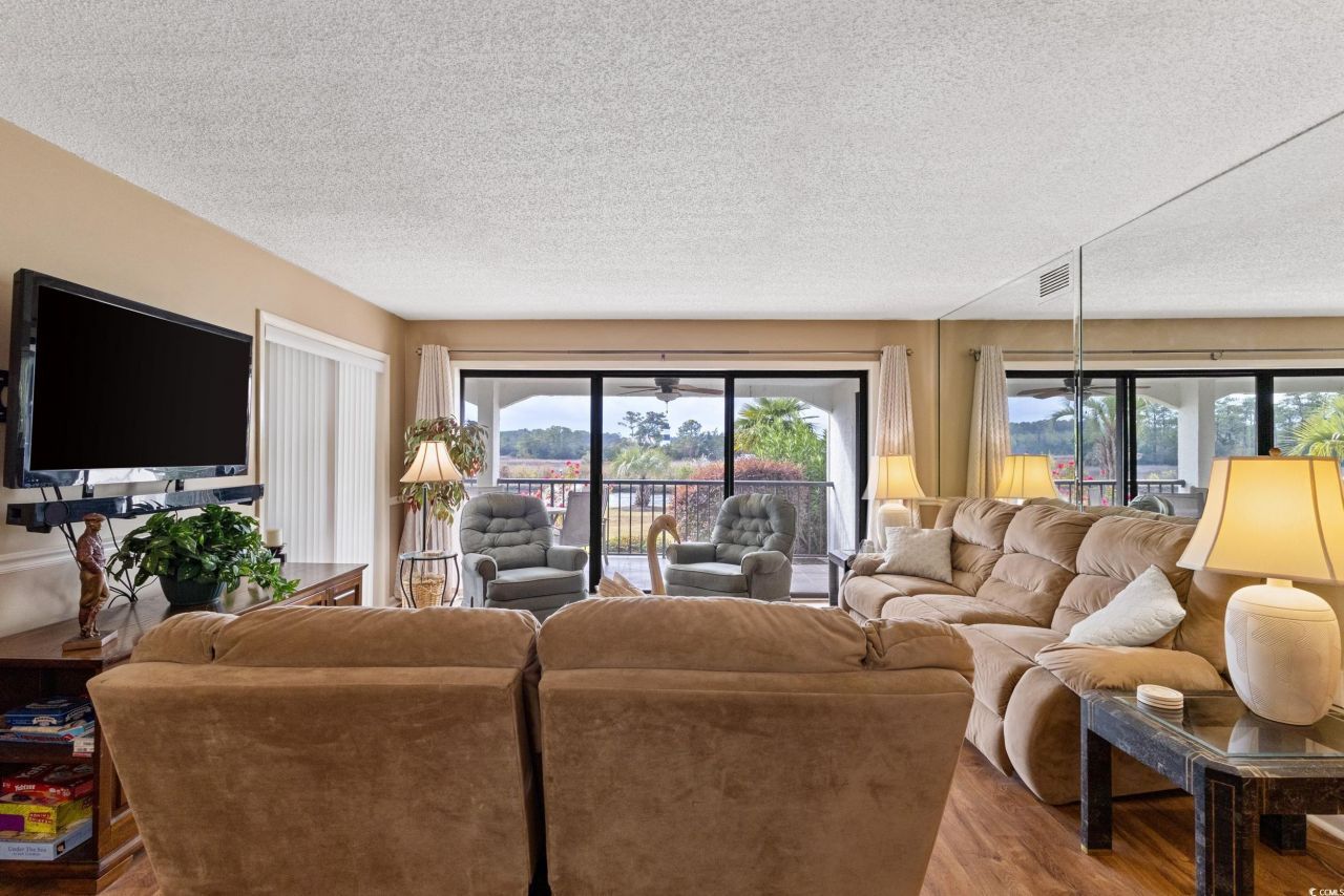 4440 Nassau Ct. Photo 5