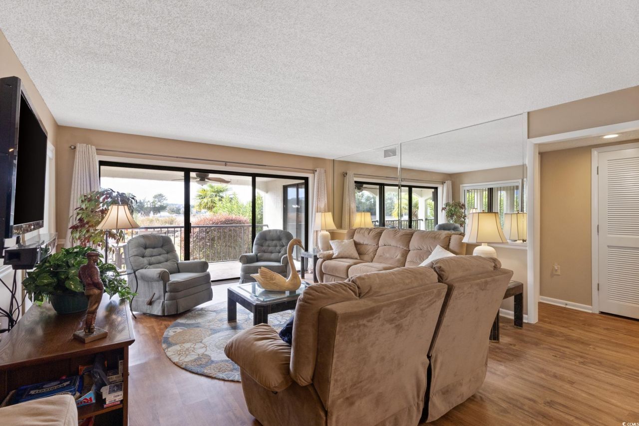 4440 Nassau Ct. Photo 6