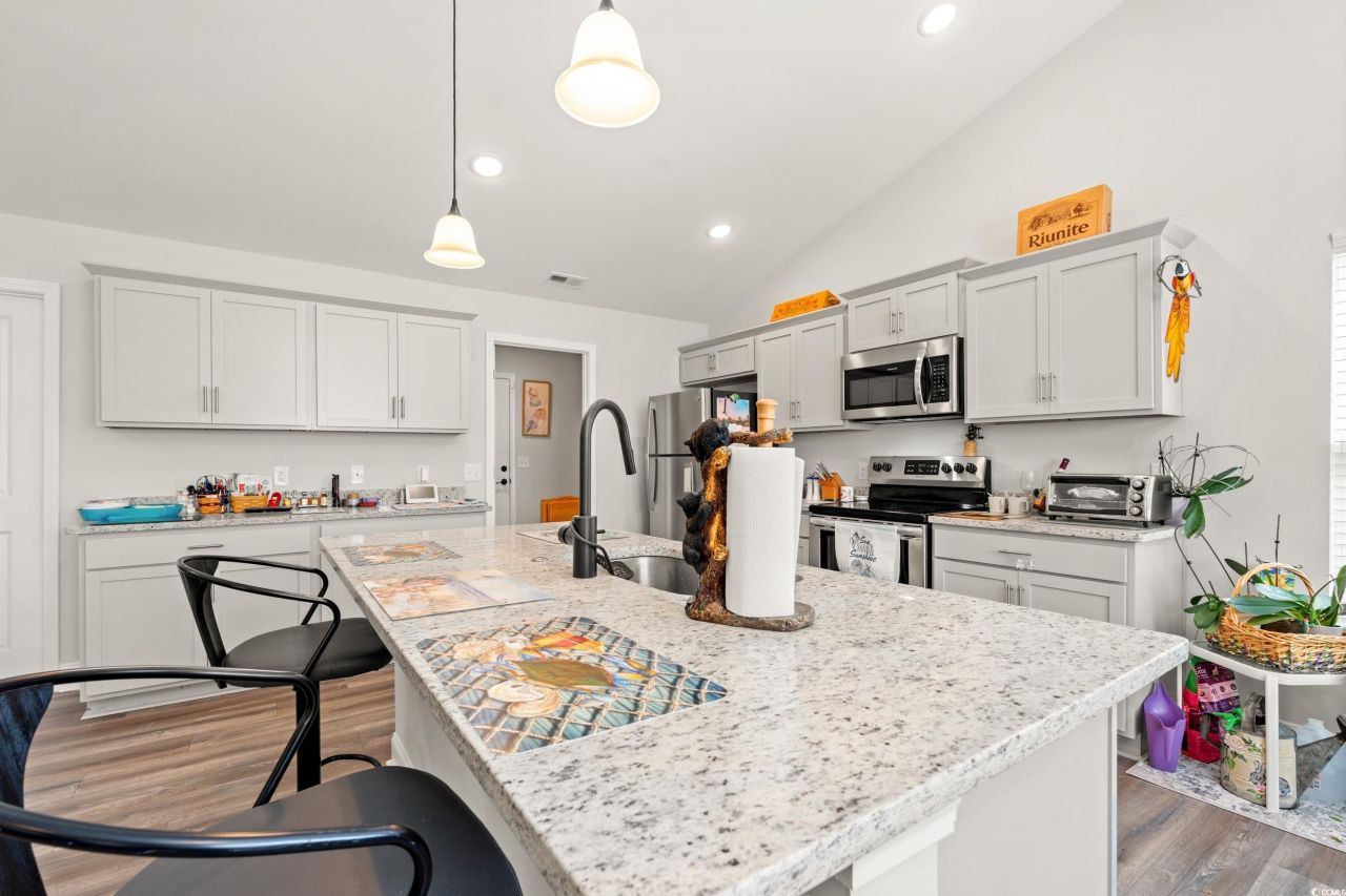 132 Fox Den Dr. Photo 7