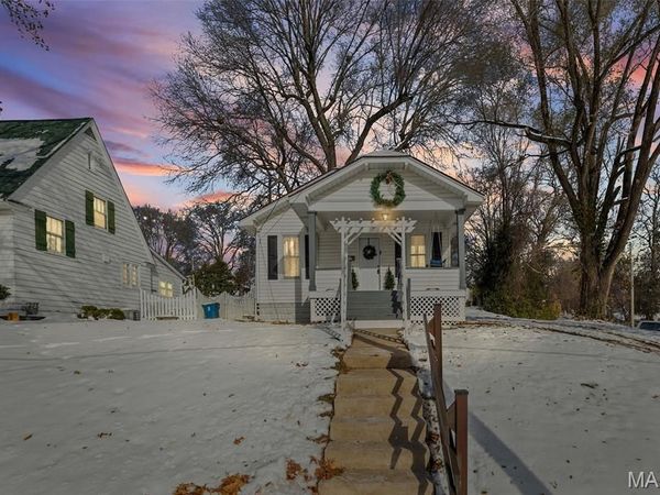 612 E Ninth, Alton, IL 62002