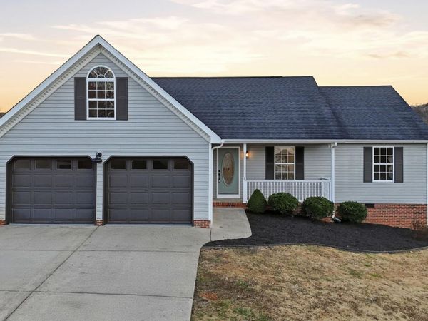 401 Bluff View Drive, Ringgold, GA 30736