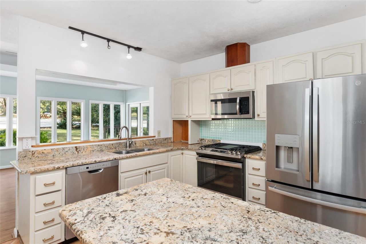 3730 NW 37th Terrace, Gainesville, FL 32606 Photo