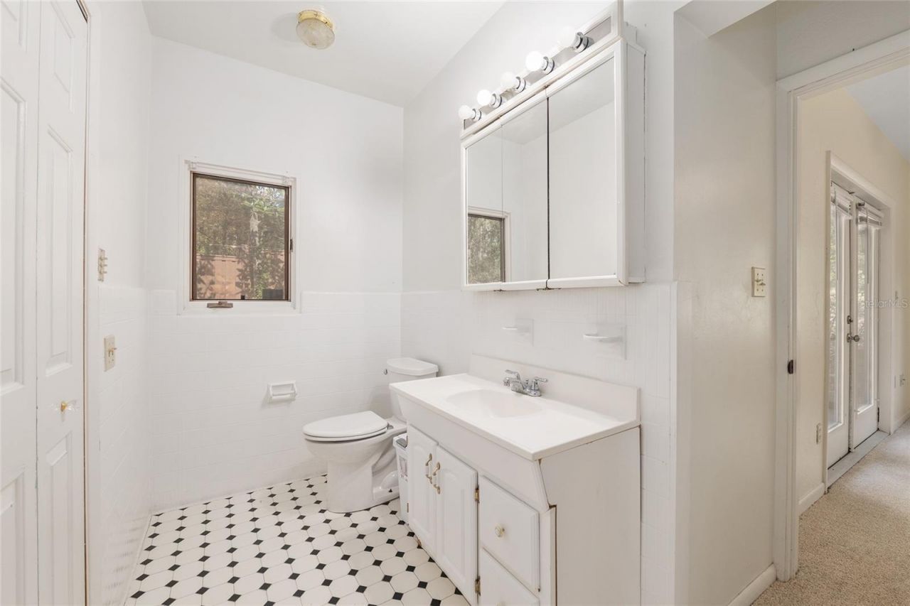 3730 NW 37th Terrace, Gainesville, FL 32606 Photo