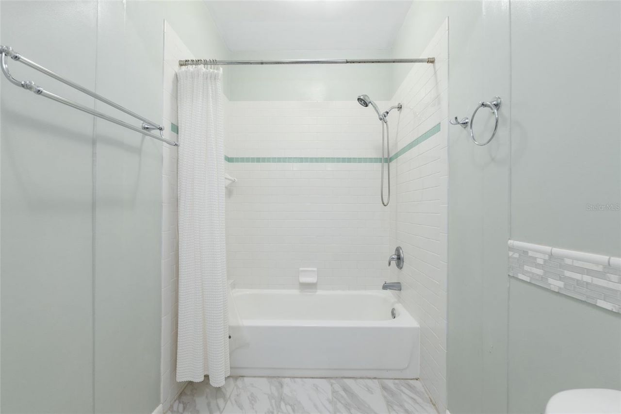 3730 NW 37th Terrace, Gainesville, FL 32606 Photo