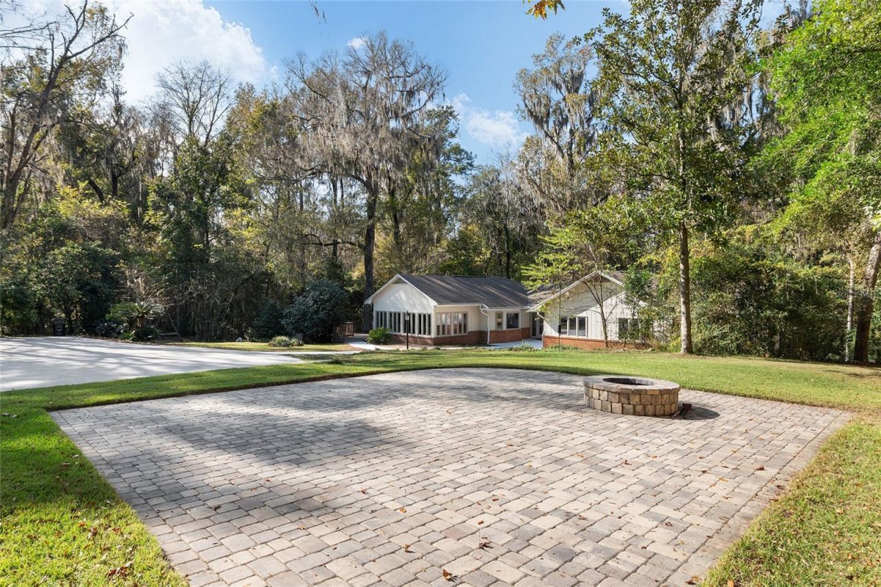 3730 NW 37th Terrace, Gainesville, FL 32606 Photo