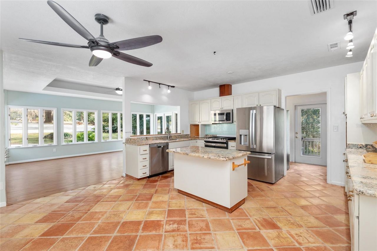 3730 NW 37th Terrace, Gainesville, FL 32606 Photo