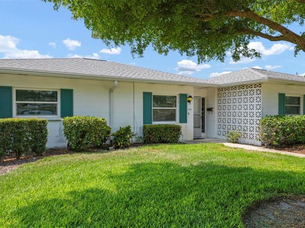 1040 COCKRILL STREET, VENICE, FL 34285