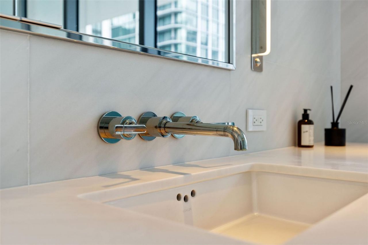 1000 Water Street, Unit 1103, Tampa, FL 33602 Photo