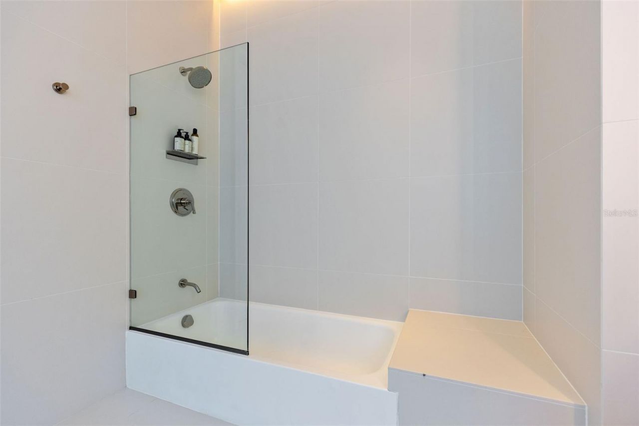 1000 Water Street, Unit 1103, Tampa, FL 33602 Photo