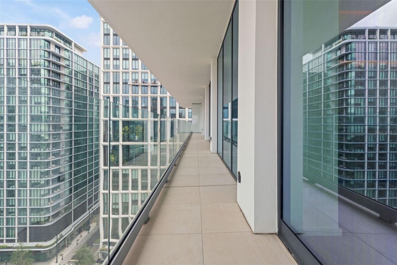 1000 Water Street, Unit 1103, Tampa, FL 33602 Photo