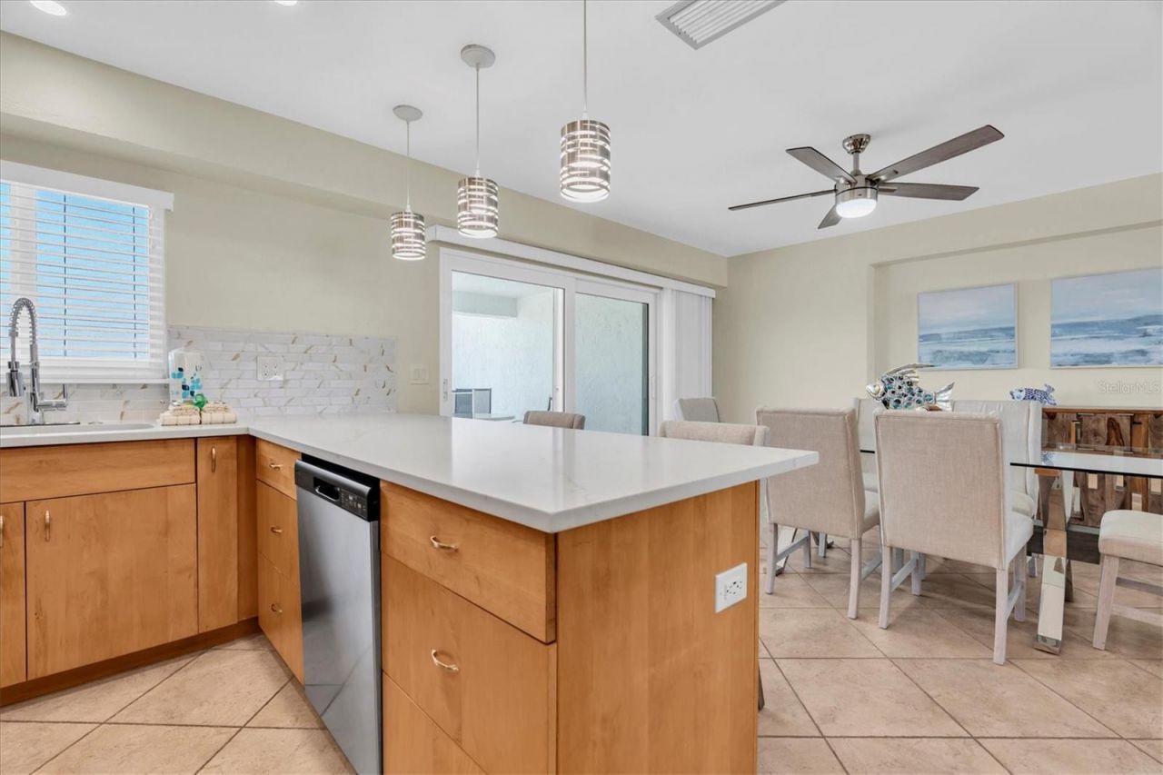 5830 Midnight Pass Road, Unit 705, Sarasota, FL 34242 Photo
