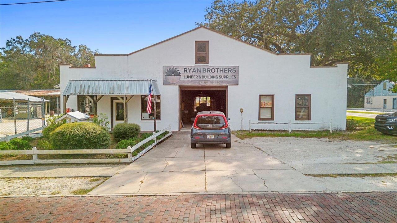 215 E 5th Street, Apopka, FL 32703 Photo