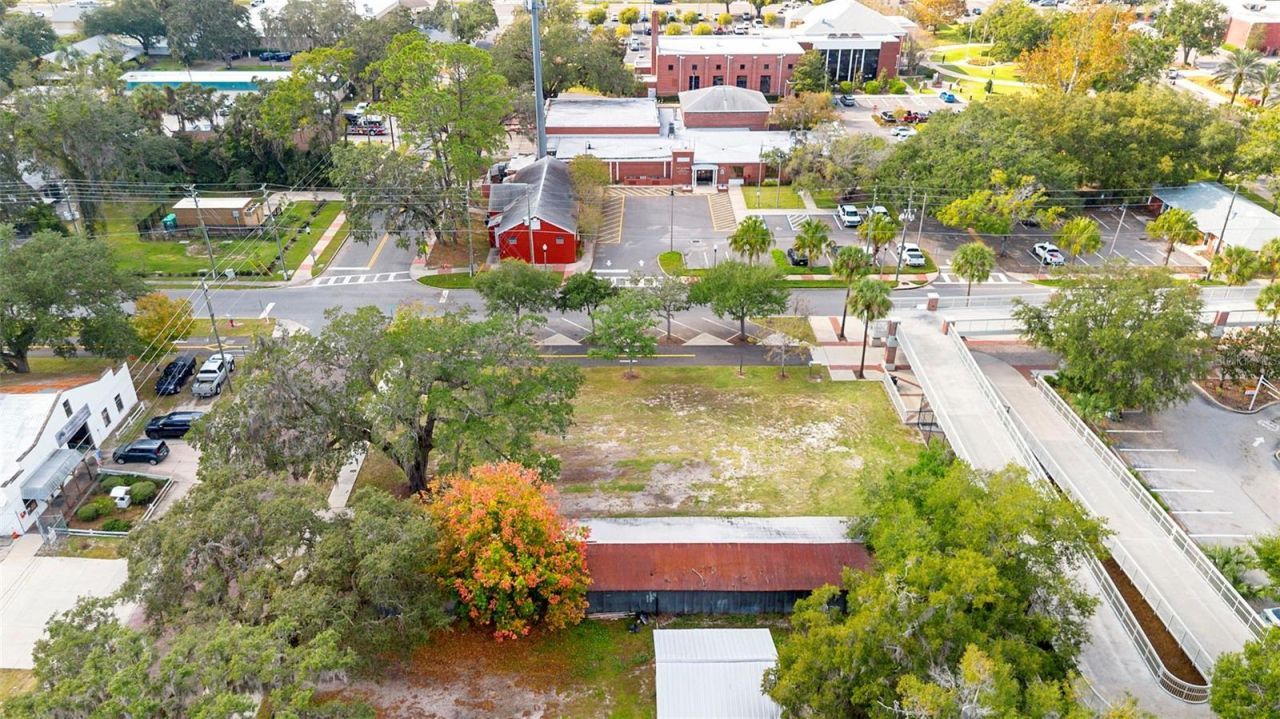 215 E 5th Street, Apopka, FL 32703 Photo