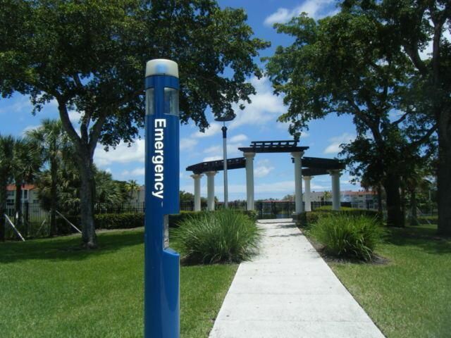 8000 Sunrise Lakes Drive N, Unit 209, Sunrise, FL 33322 Photo