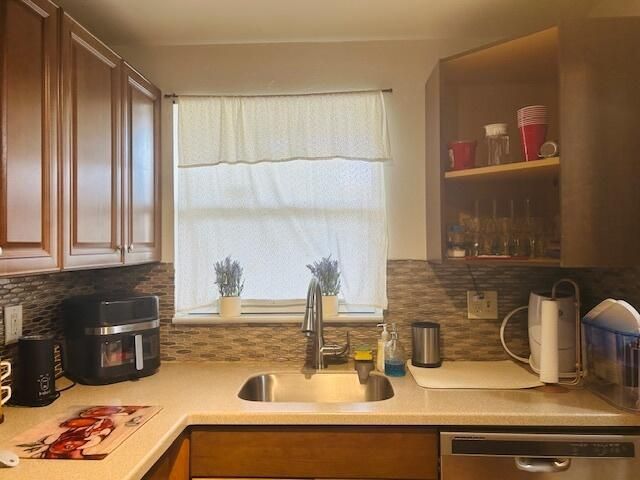 8000 Sunrise Lakes Drive N, Unit 209, Sunrise, FL 33322 Photo