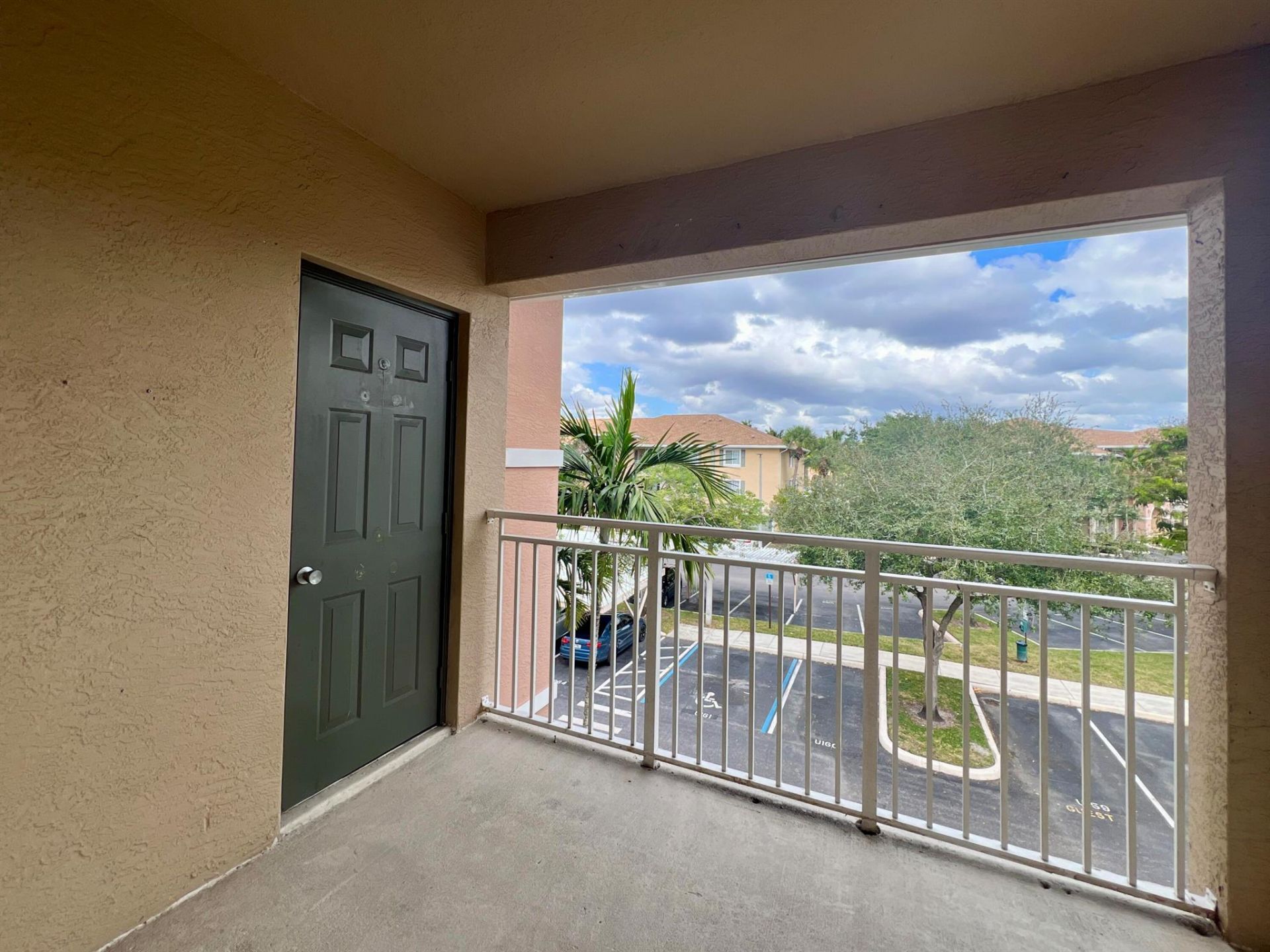 6450 Emerald Dunes Drive, Unit 301, West Palm Beach, FL 33411 Photo