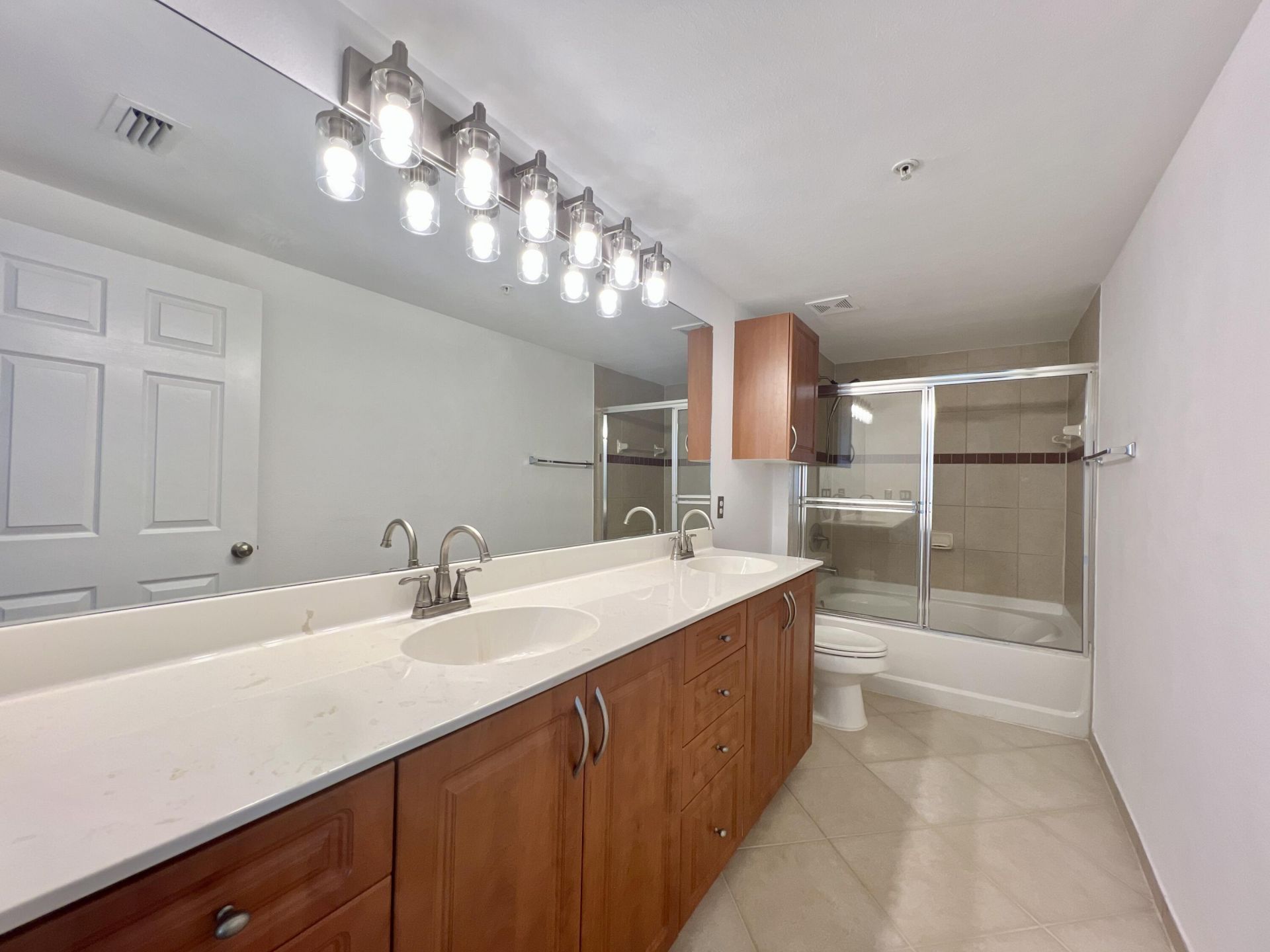 6450 Emerald Dunes Drive, Unit 301, West Palm Beach, FL 33411 Photo
