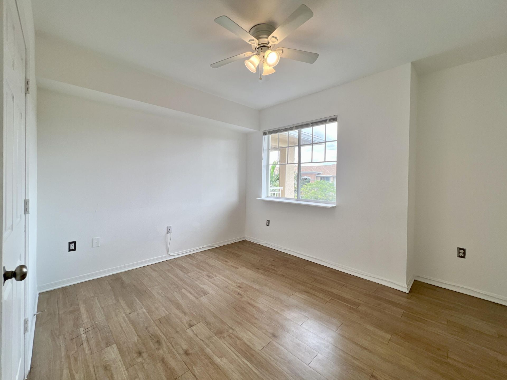 6450 Emerald Dunes Drive, Unit 301, West Palm Beach, FL 33411 Photo
