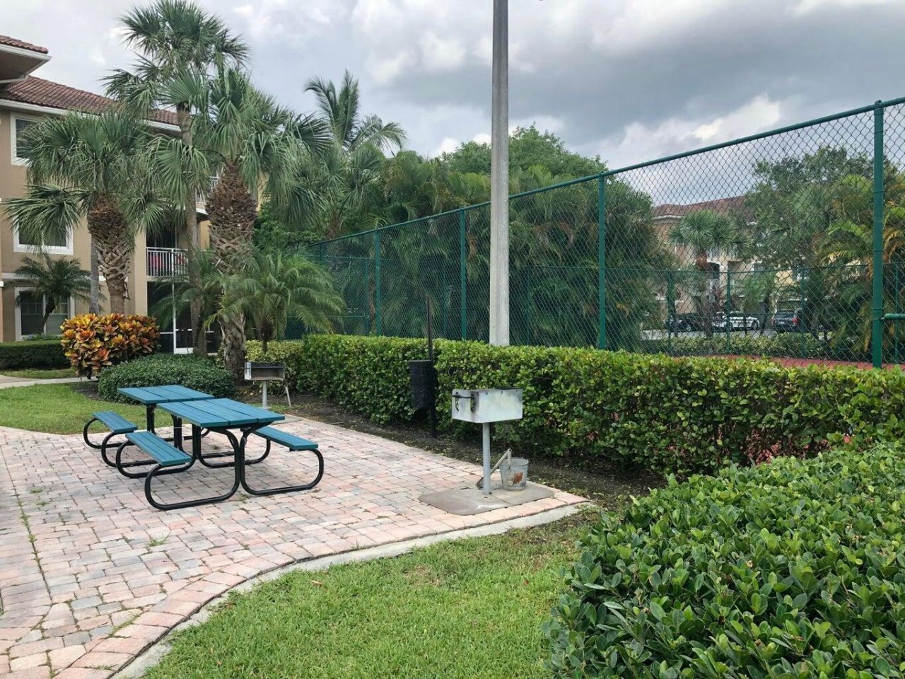 6450 Emerald Dunes Drive, Unit 301, West Palm Beach, FL 33411 Photo