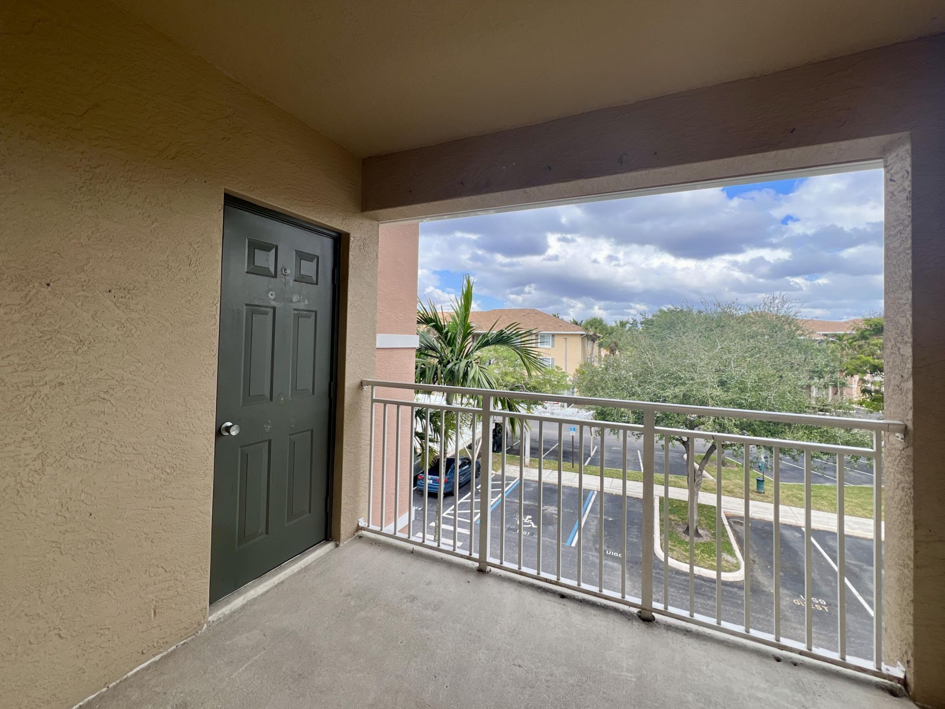 6450 Emerald Dunes Drive, Unit 301, West Palm Beach, FL 33411 Photo