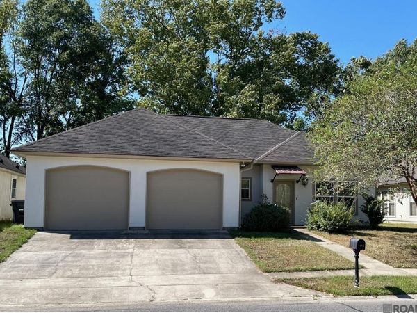 9370 Boone Dr, Baton Rouge, LA 70810