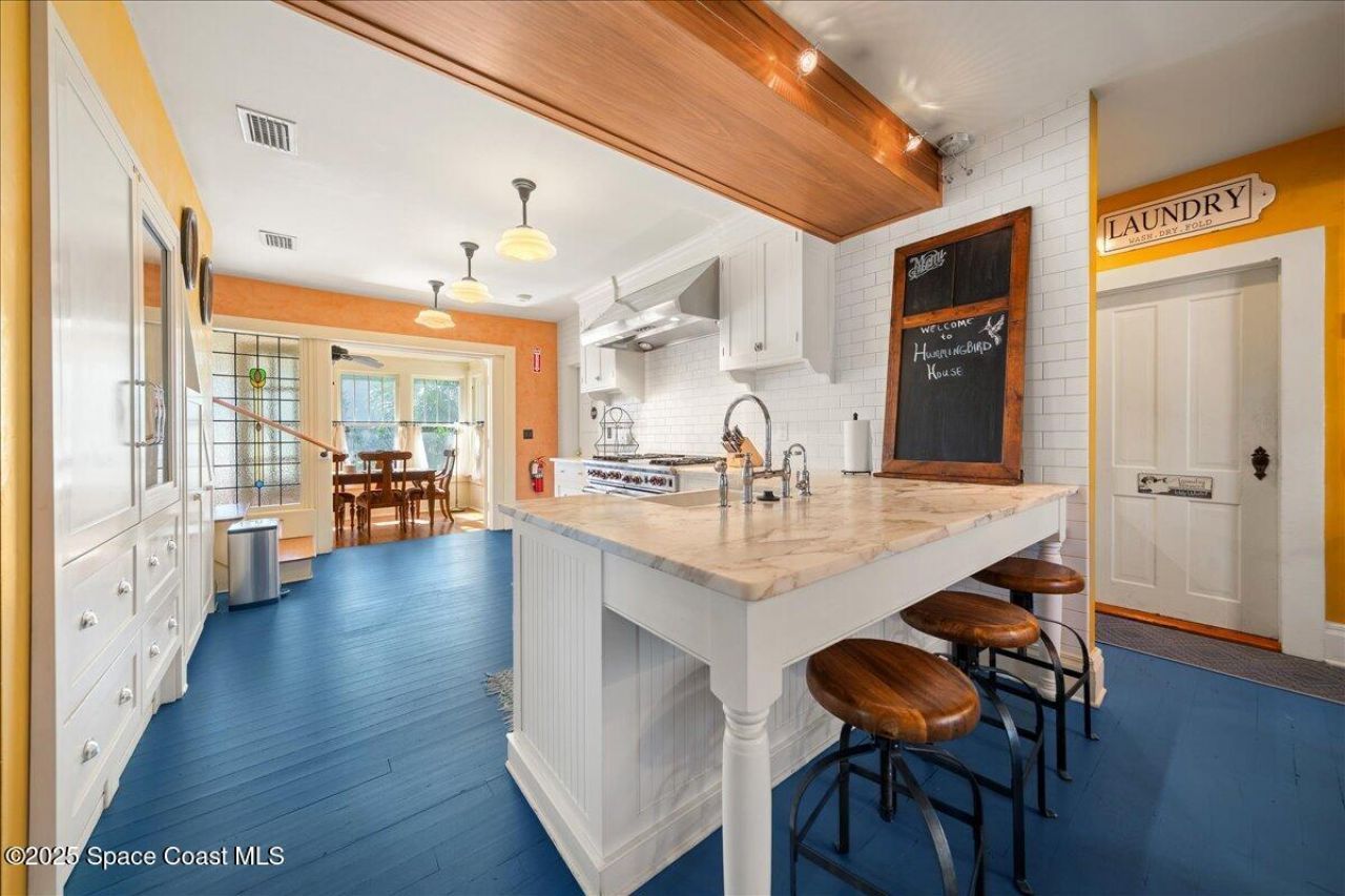 241 N Indian River Drive, Cocoa, FL 32922 Photo