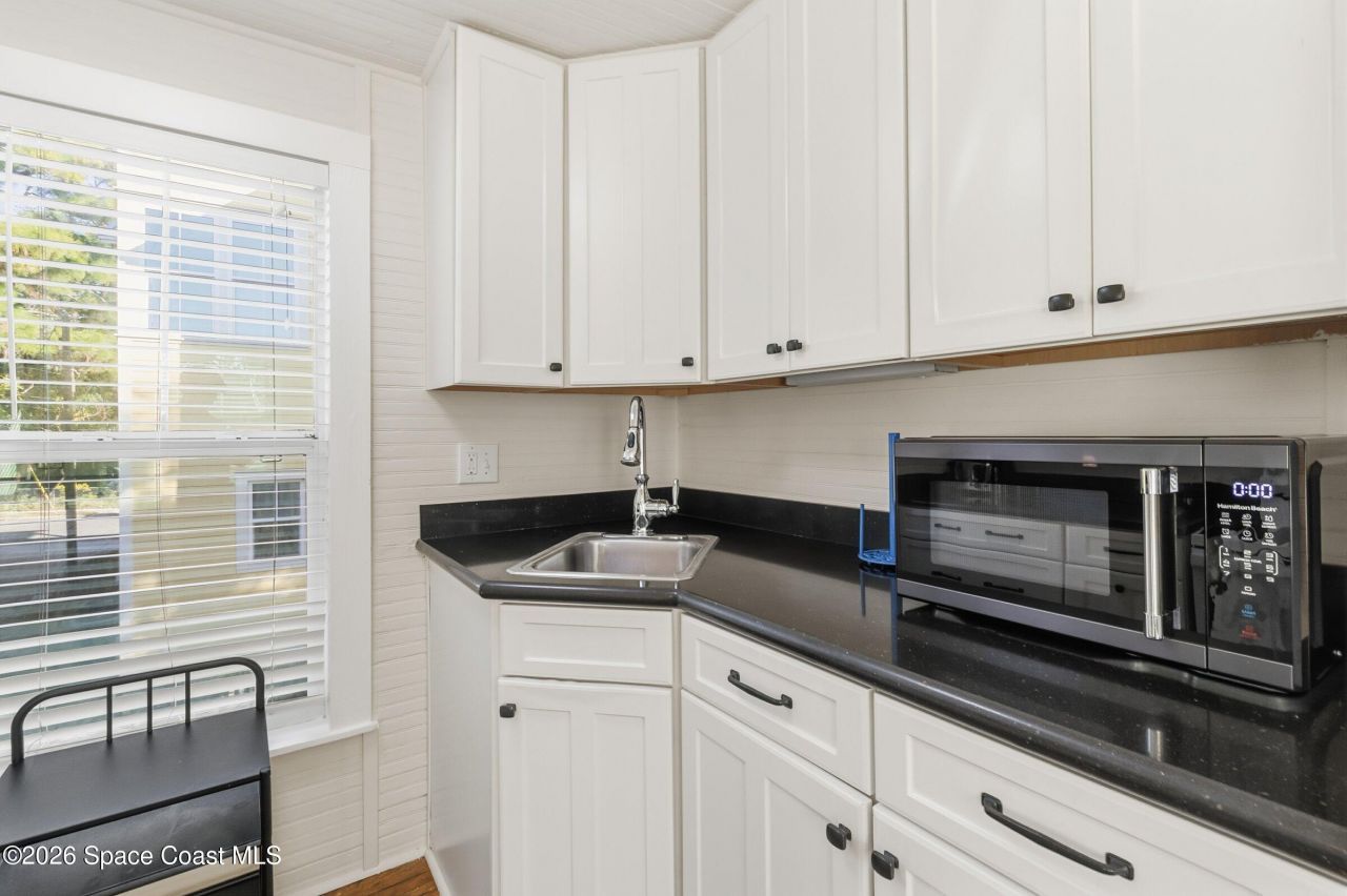 241 N Indian River Drive, Cocoa, FL 32922 Photo