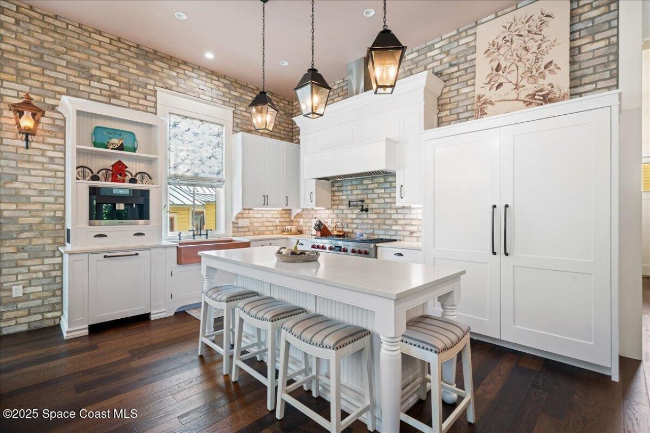 241 N Indian River Drive, Cocoa, FL 32922 Photo