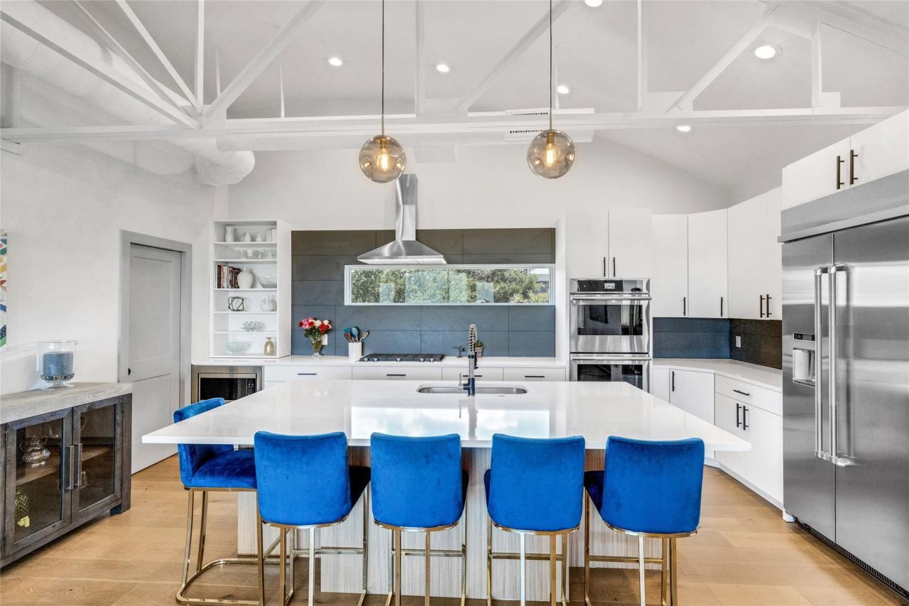 4227 Eck Ln, Austin, TX 78734 Main Photo