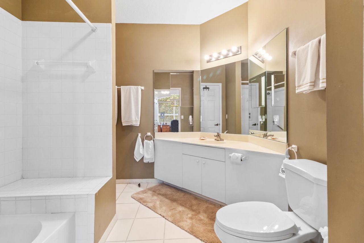 28060 Palmas Grandes Ln, Unit 202, Bonita Springs, FL 34135 Photo