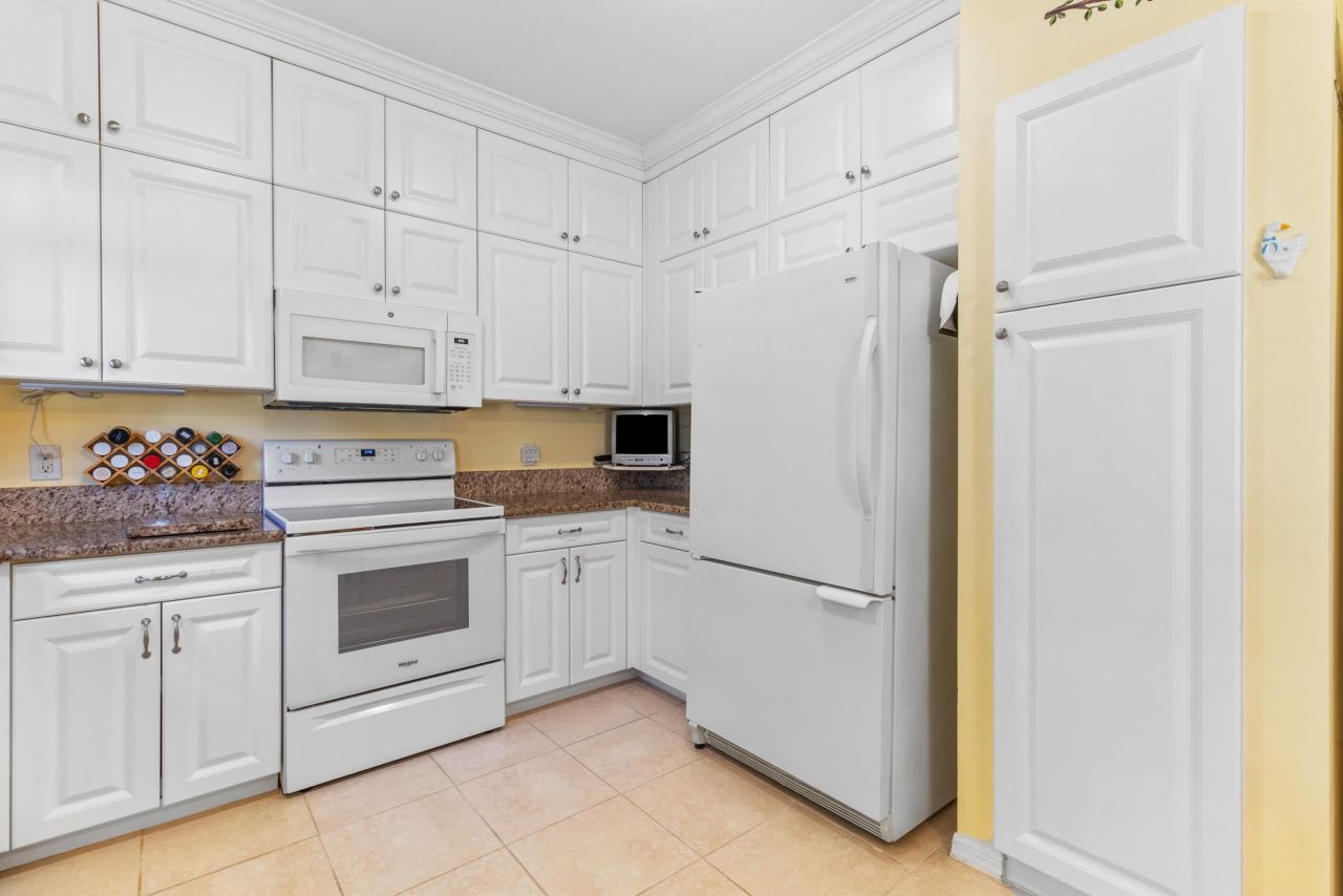 28060 Palmas Grandes Ln, Unit 202, Bonita Springs, FL 34135 Photo