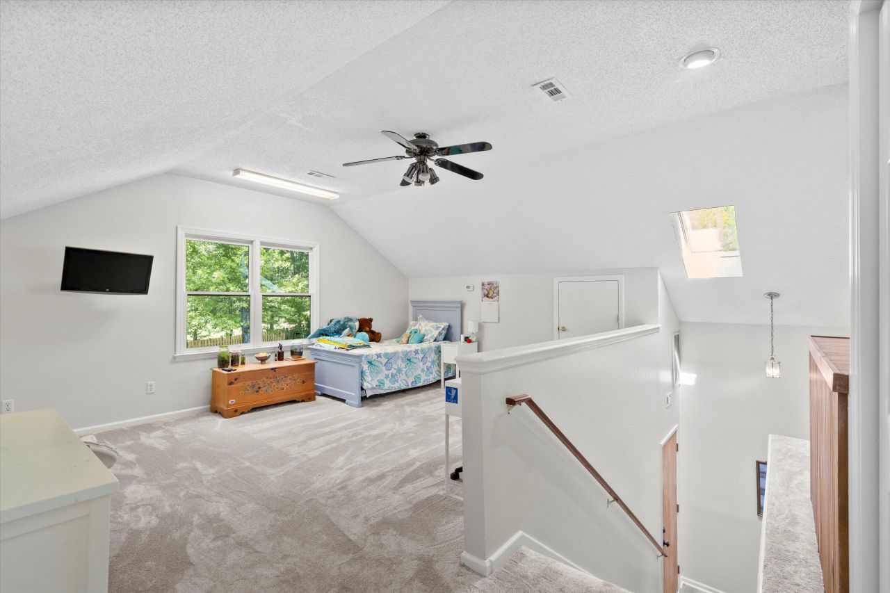 1016 Cider Court Photo 12