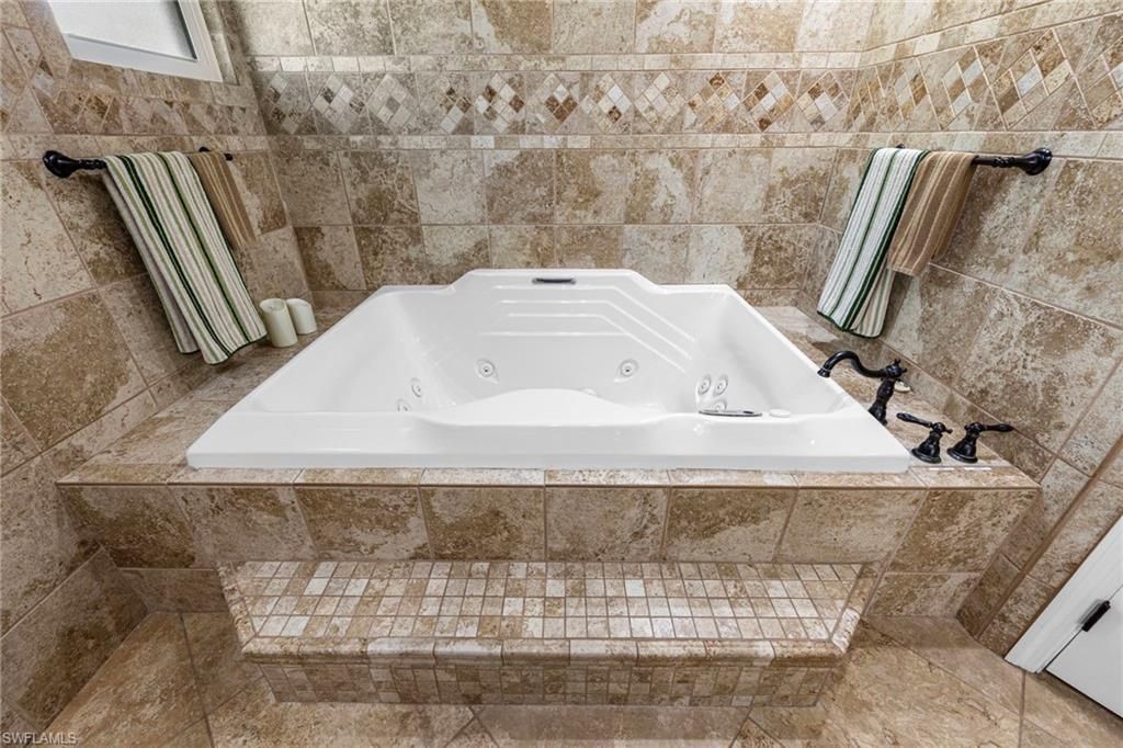 26450 Bay Rd, Bonita Springs, FL 34134 Photo