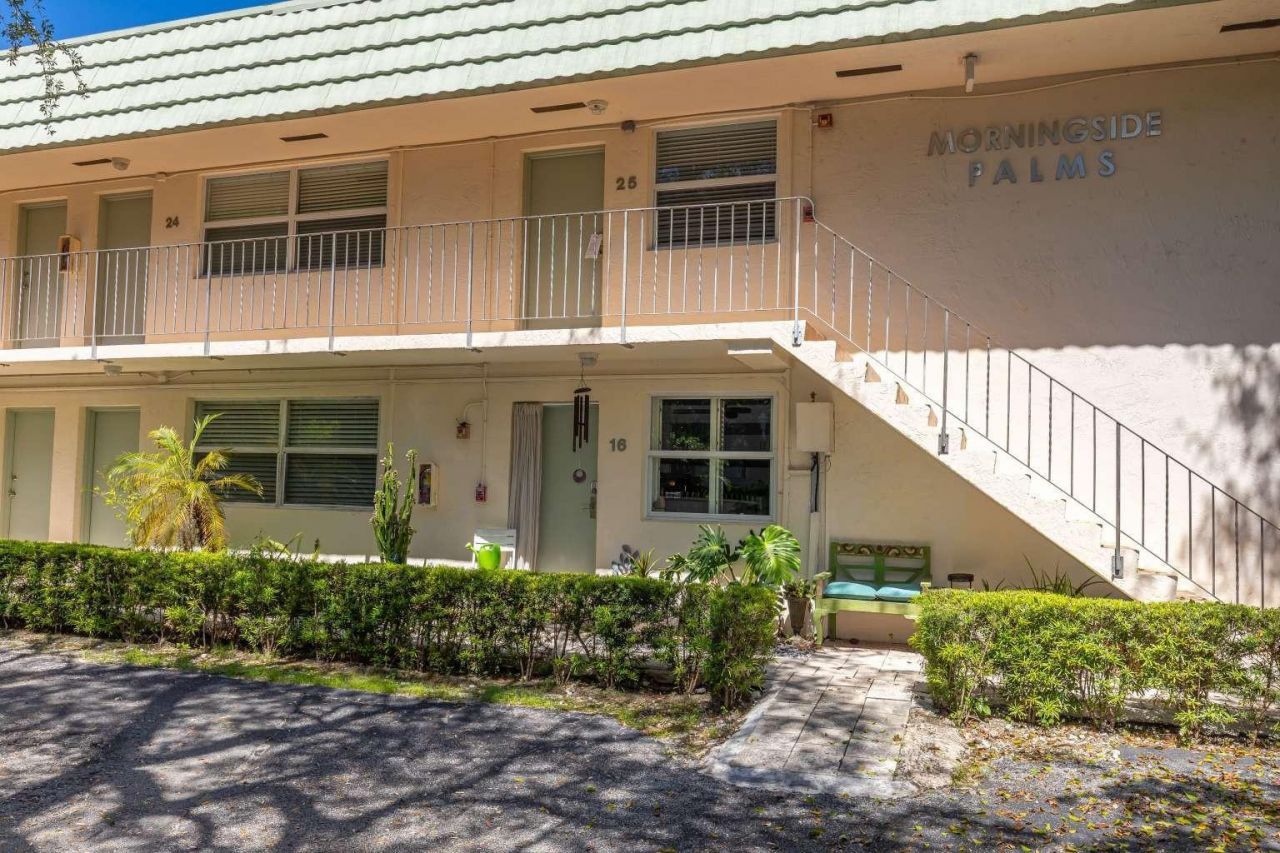 651 NE 60th Street, Unit 22, Miami, FL 33137 Photo