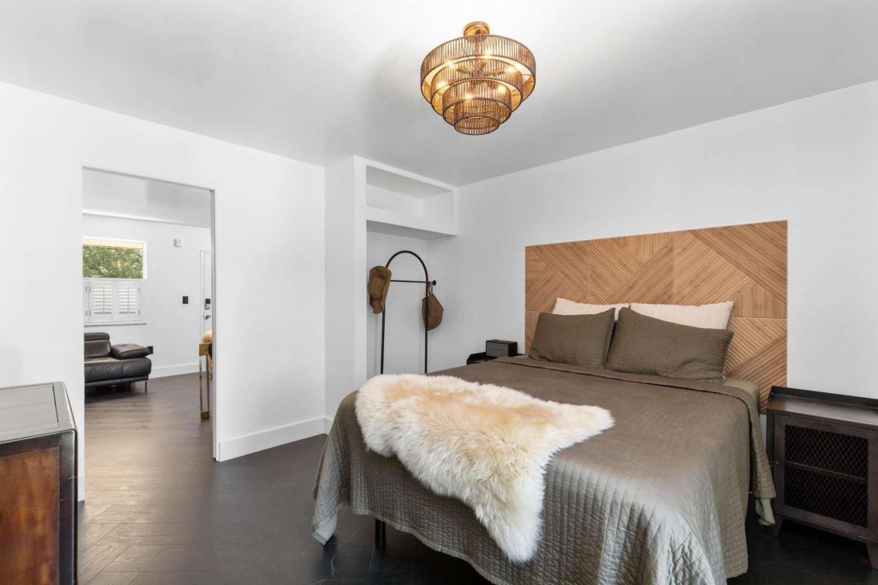 651 NE 60th Street, Unit 22, Miami, FL 33137 Photo