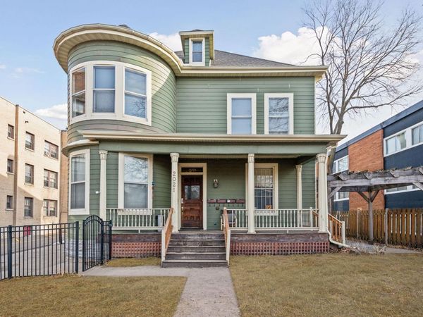 2021 3rd Avenue S, Minneapolis, MN 55404