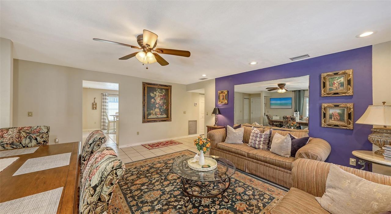 126/128 Avenida Veneccia, Sarasota, FL 34242 Photo