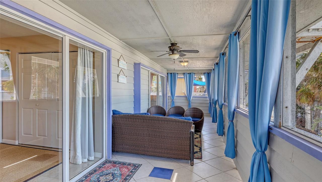 126/128 Avenida Veneccia, Sarasota, FL 34242 Photo