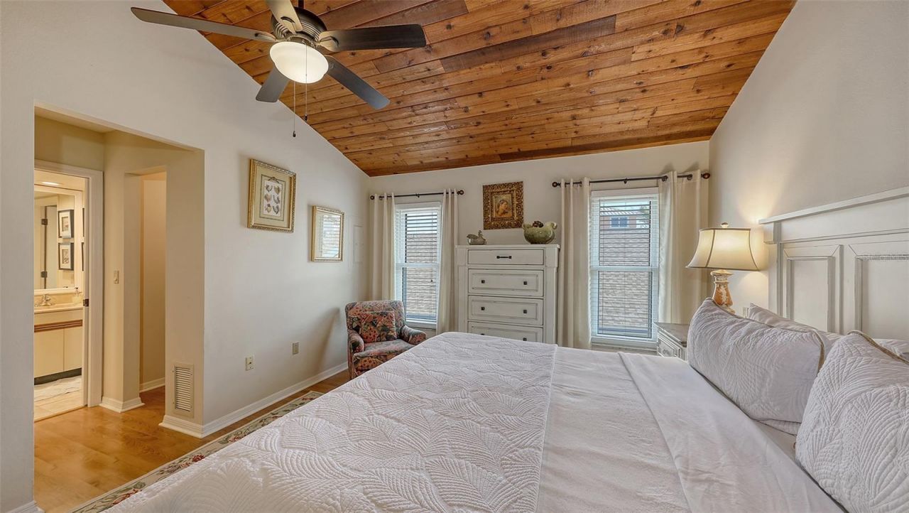 126/128 Avenida Veneccia, Sarasota, FL 34242 Photo