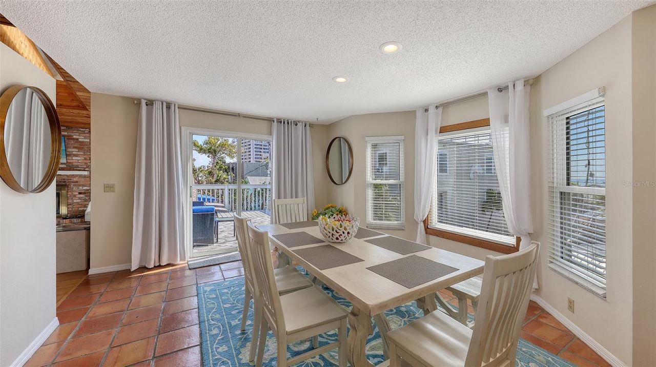 126/128 Avenida Veneccia, Sarasota, FL 34242 Photo