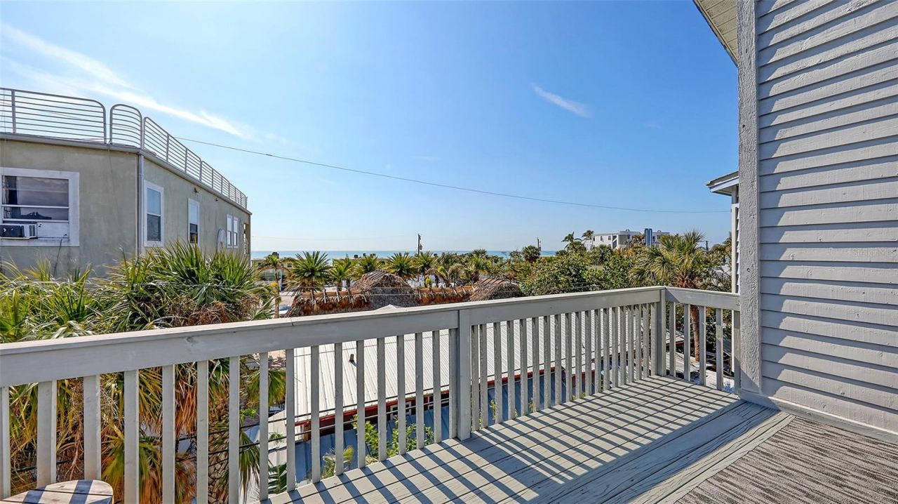 126/128 Avenida Veneccia, Sarasota, FL 34242 Photo