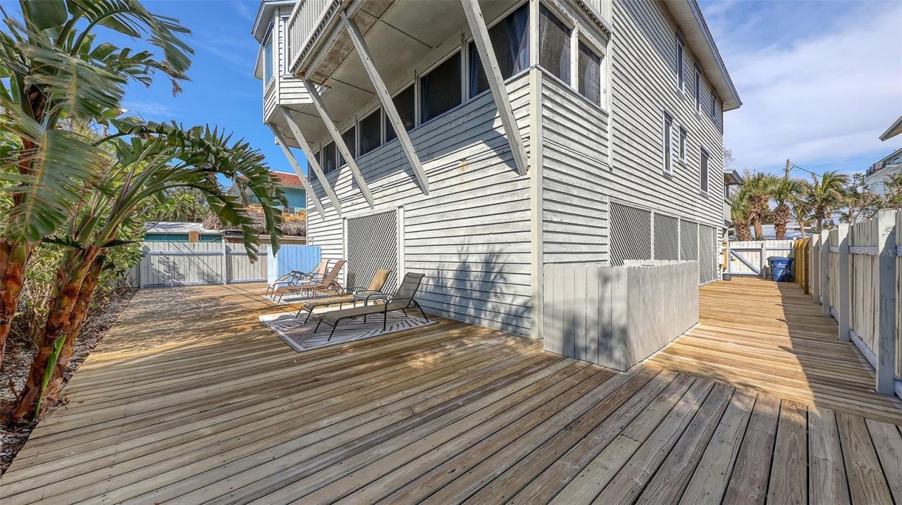 126/128 Avenida Veneccia, Sarasota, FL 34242 Photo