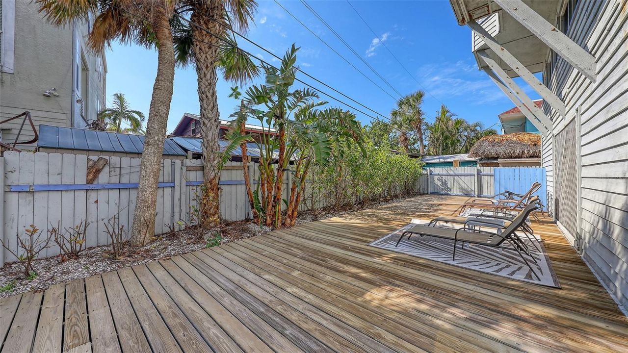 126/128 Avenida Veneccia, Sarasota, FL 34242 Photo