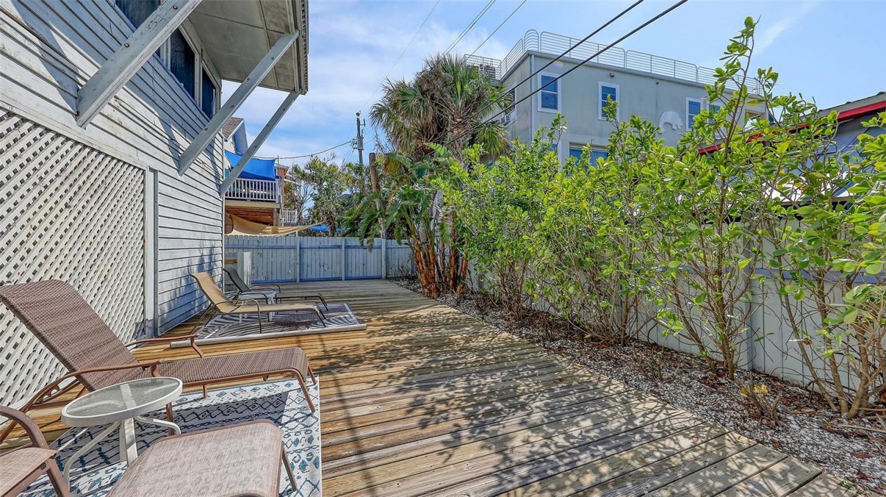 126/128 Avenida Veneccia, Sarasota, FL 34242 Photo